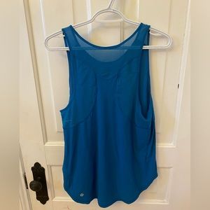 Womens lululemon tank size large